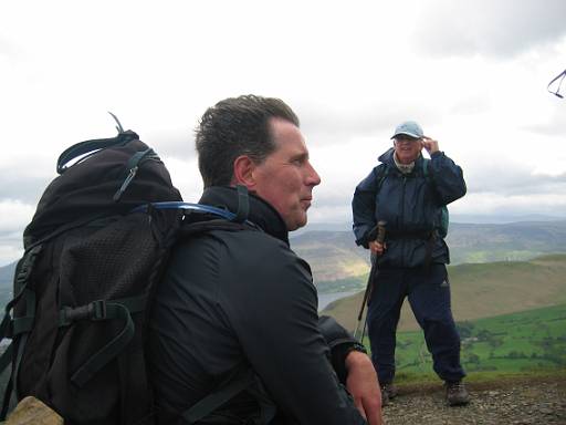 14_19-1.jpg - Reached Cat Bells before the winds persuaded us to descend. You had trouble standing, never mind walking.